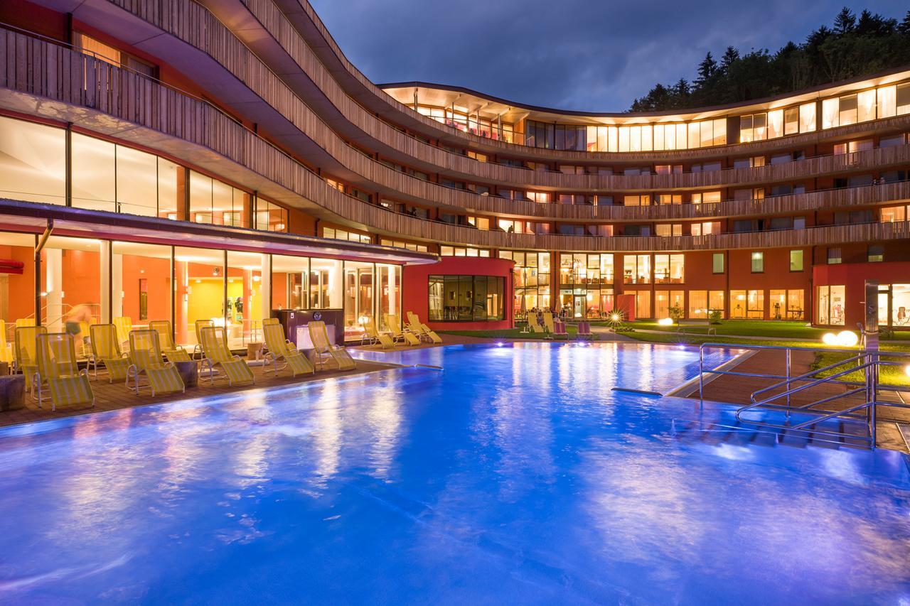 Vivea Gesundheitshotel Bad Goisern Бад-Гойзерн Екстер'єр фото